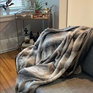 Fur throw